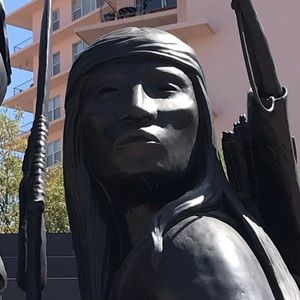 Meet your Posher, April